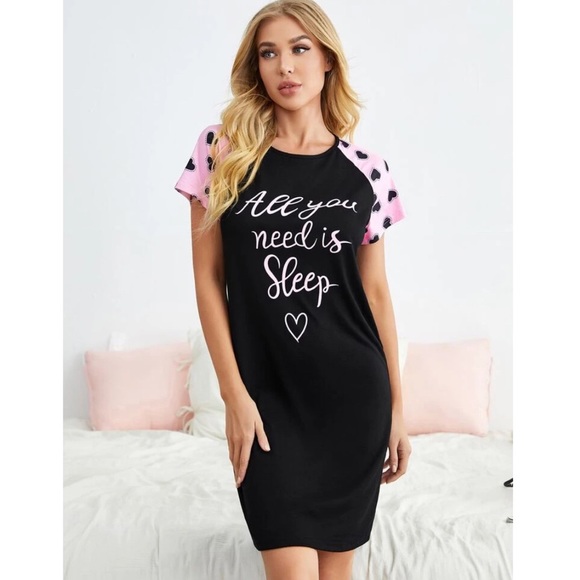 SALE💲Slogan & Heart Night Dress 💕 - Picture 2 of 4